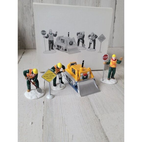 Dept 56 54894 Men At Work snow village accessory Xmas set - Picture 1 of 8